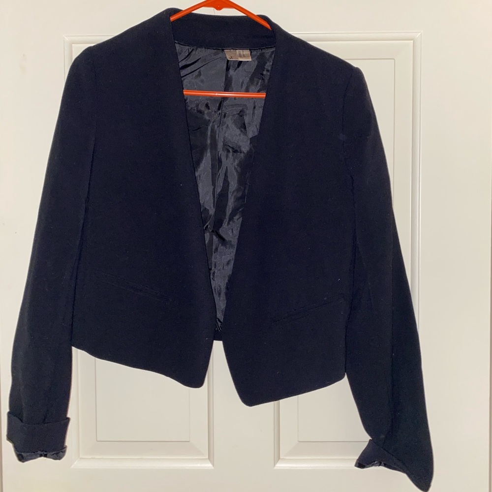 Forever 21 Cropped Black Blazer
